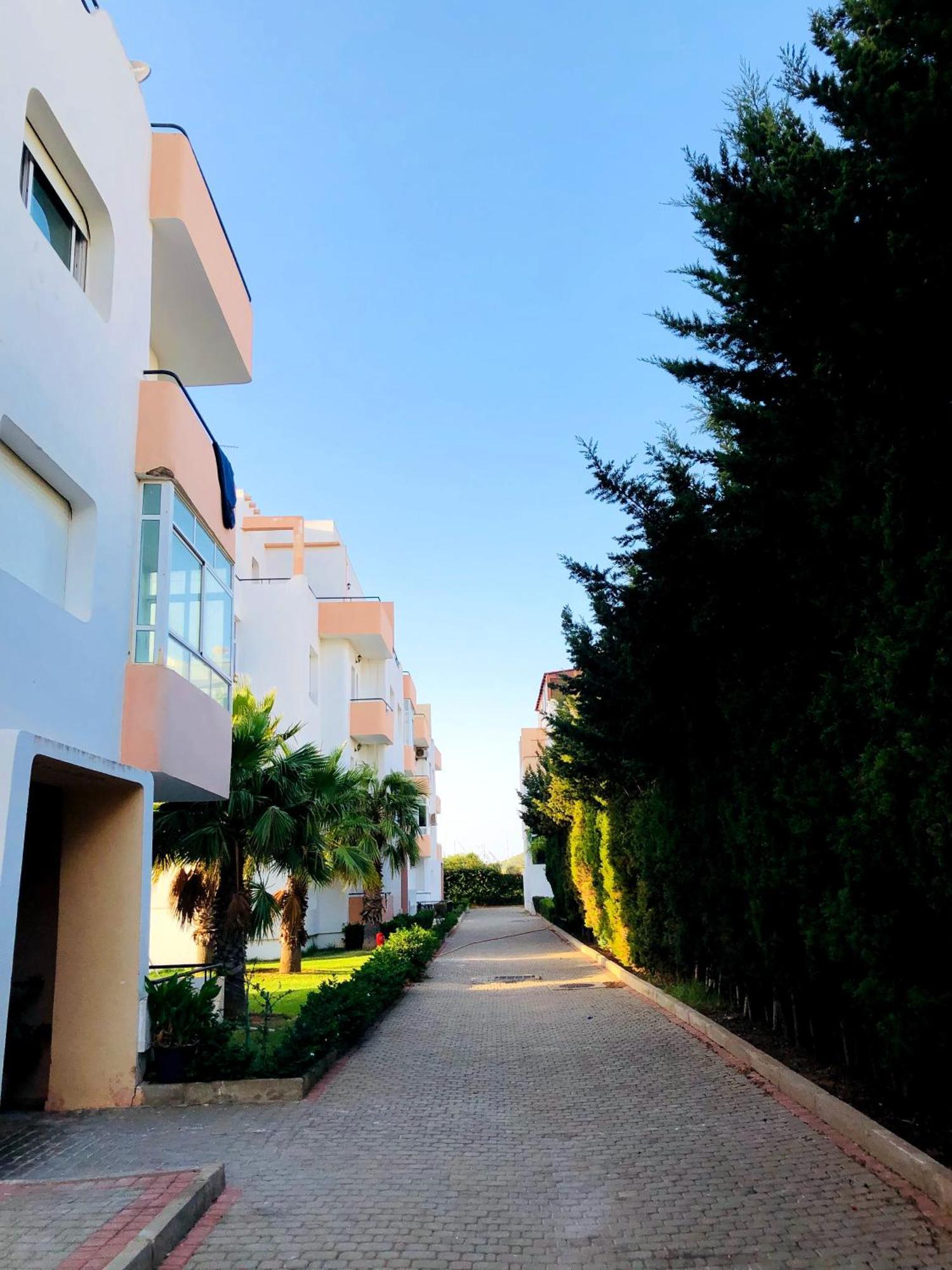 Fantastique Appartement Avec Piscine Sur La Plage M2 Tangier Bagian luar foto