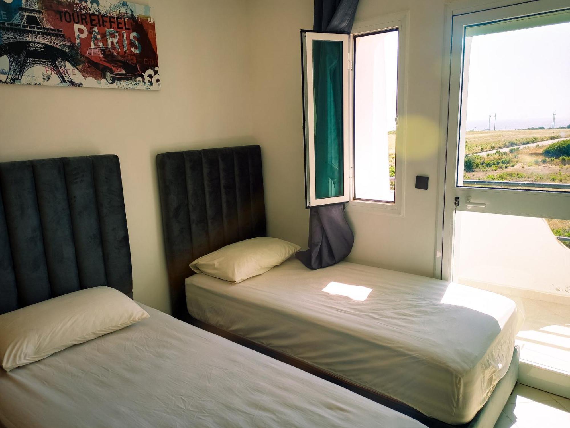 Fantastique Appartement Avec Piscine Sur La Plage M2 Tangier Bagian luar foto